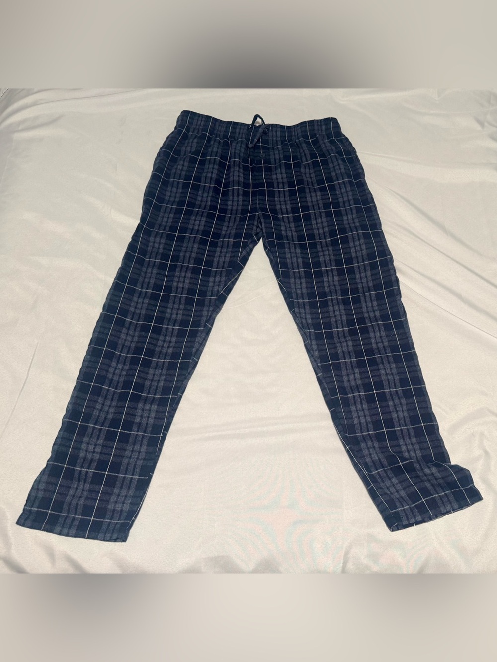 Preswick & Moore Men's Navy Plaid Jogger Pants